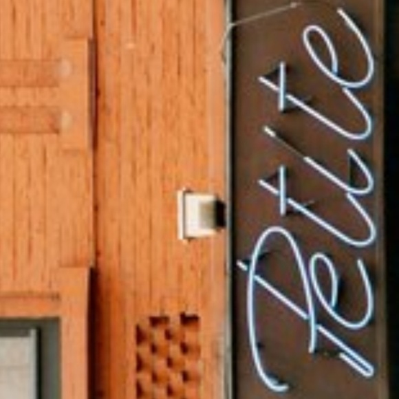 PETITES - Picture 4 of 6